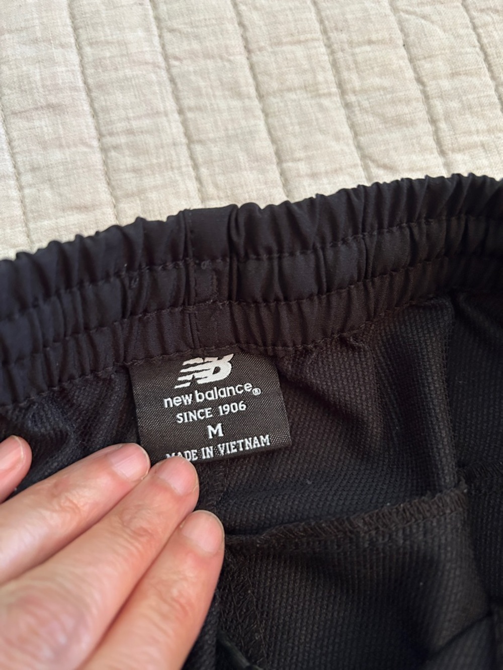 New Balance Black Athletic gym pull on sporty straight leg Pants M Mens - Picture 6 of 12